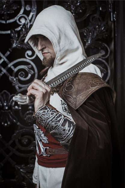 Stealthy Assassin Costume: Perfect for Cosplay, LARP, and Gaming Adventures - SokolArmory