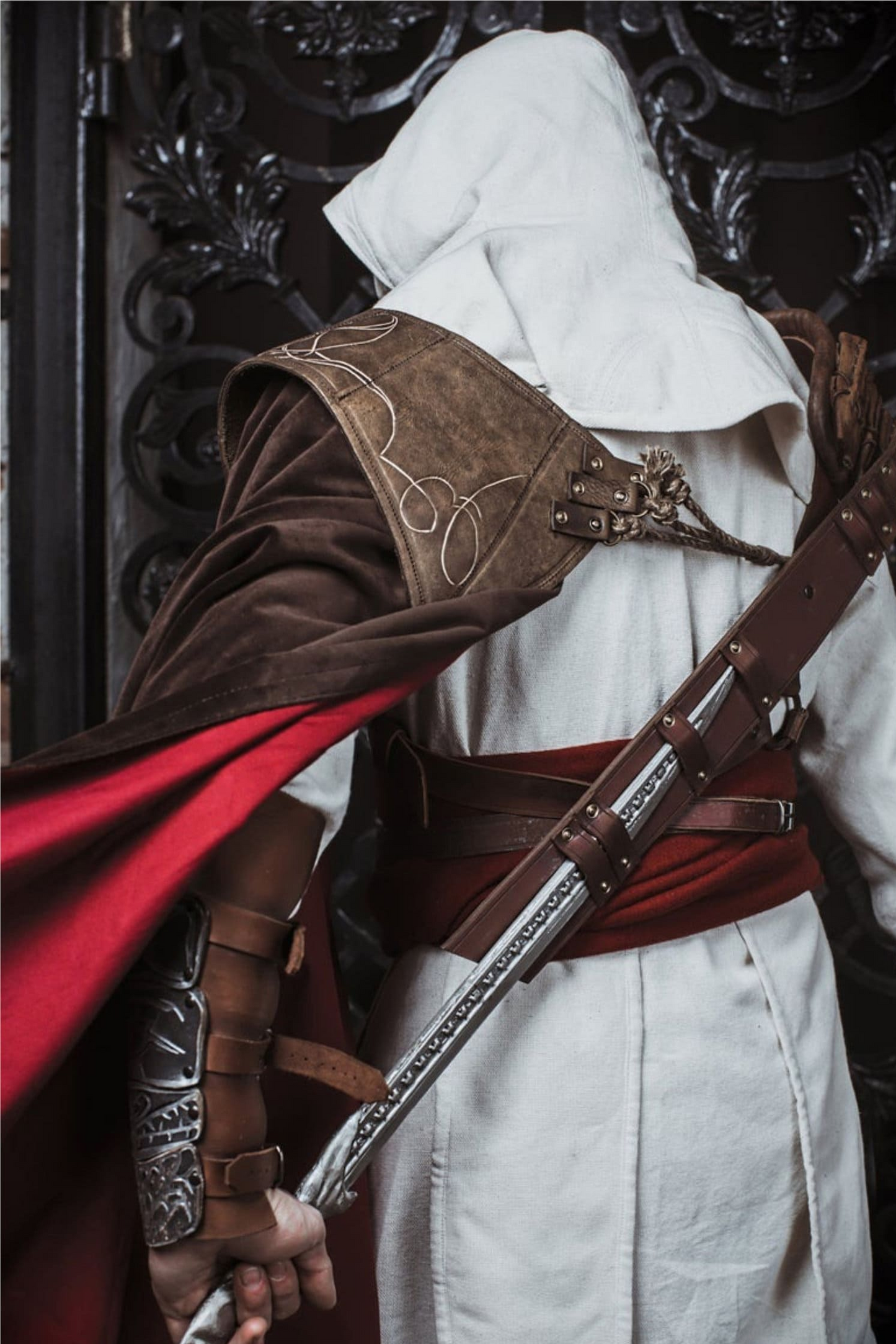 Stealthy Assassin Costume: Perfect for Cosplay, LARP, and Gaming Adventures - SokolArmory