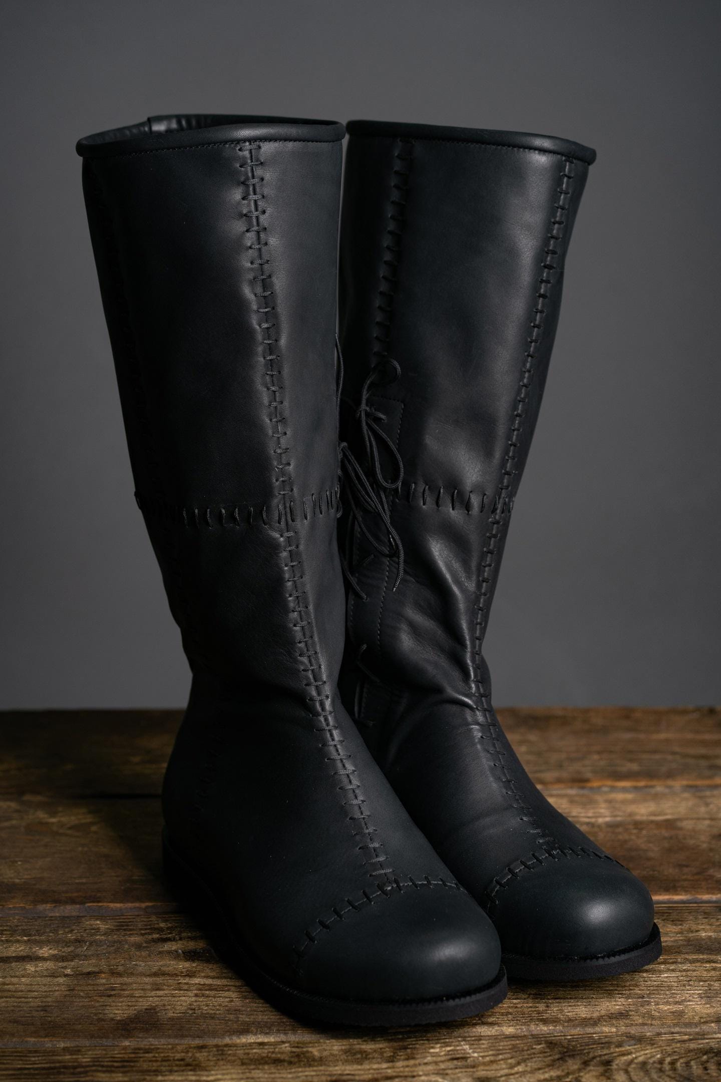 Aragorn's Black Leather Boots - SokolArmory