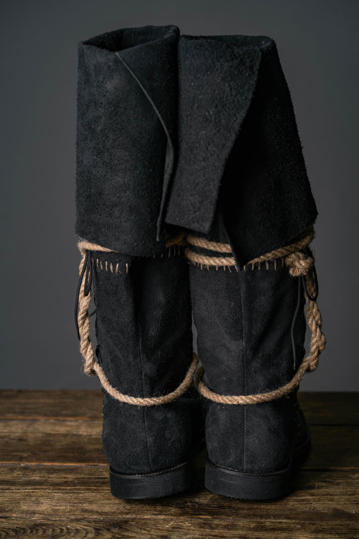 Aragorn's Black Suede Boots - SokolArmory