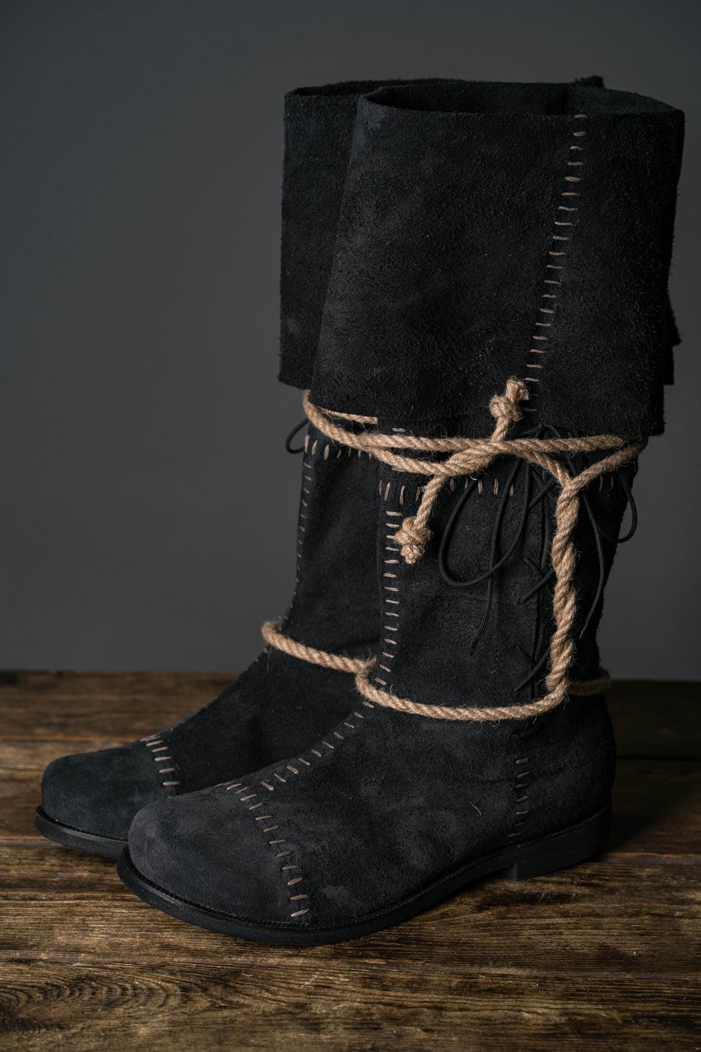 Aragorn's Black Suede Boots - SokolArmory