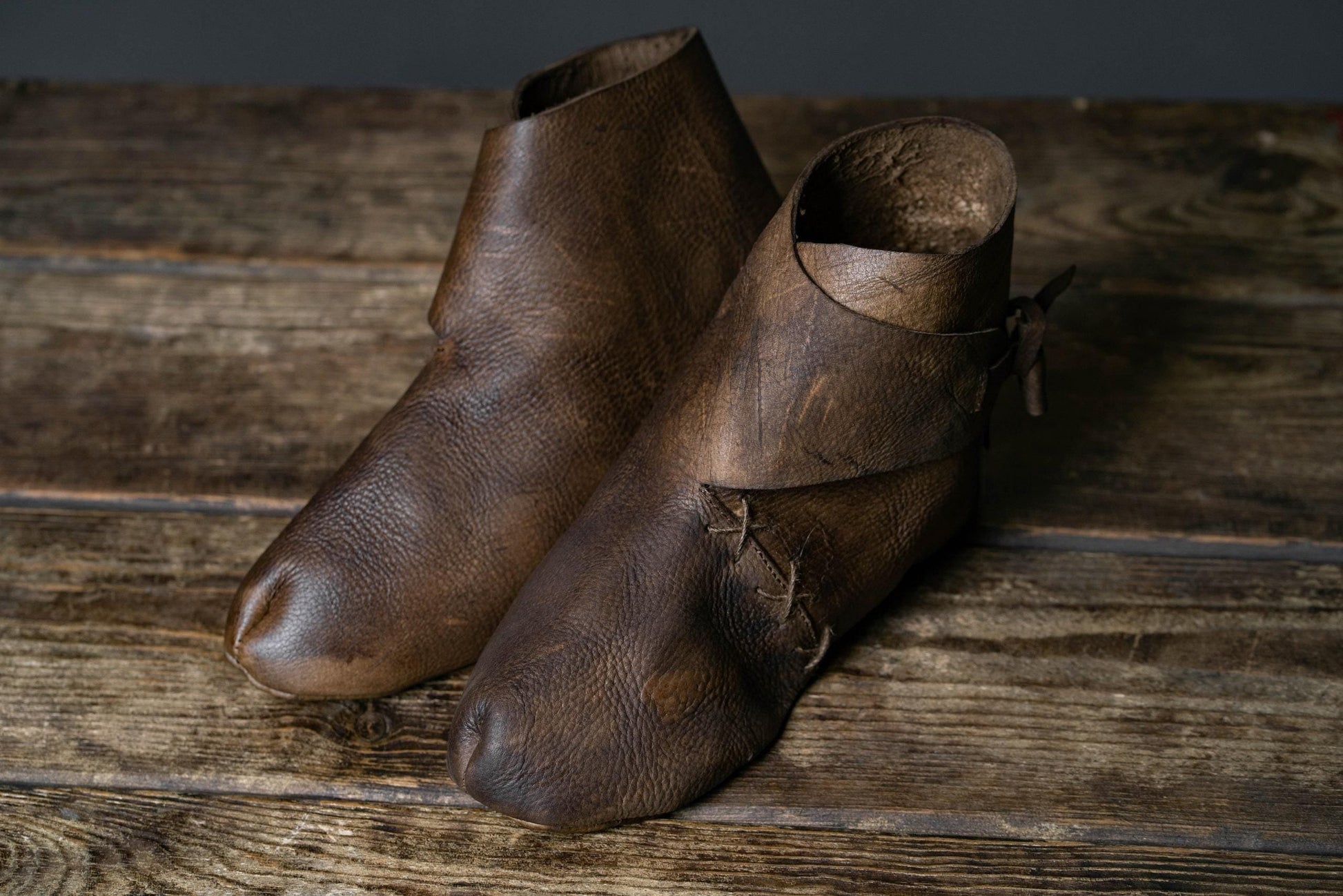 Handmade Leather pastalas (unisex) - SokolArmory