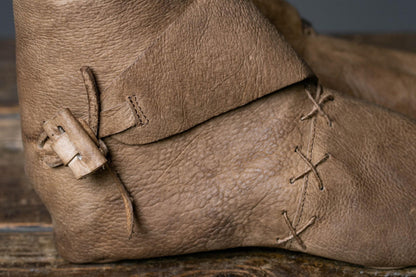 Handmade Leather pastalas (unisex) - SokolArmory