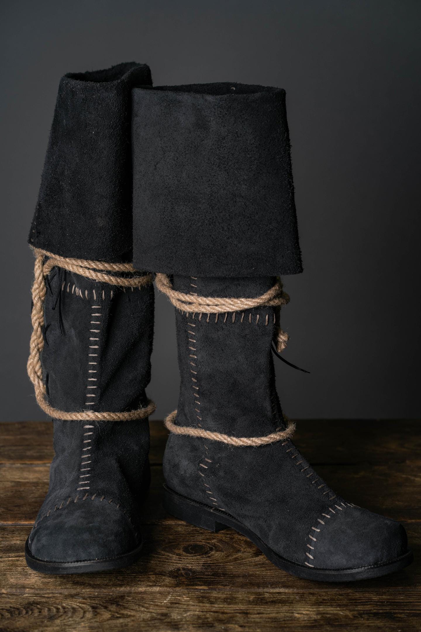 Aragorn's Black Suede Boots - SokolArmory