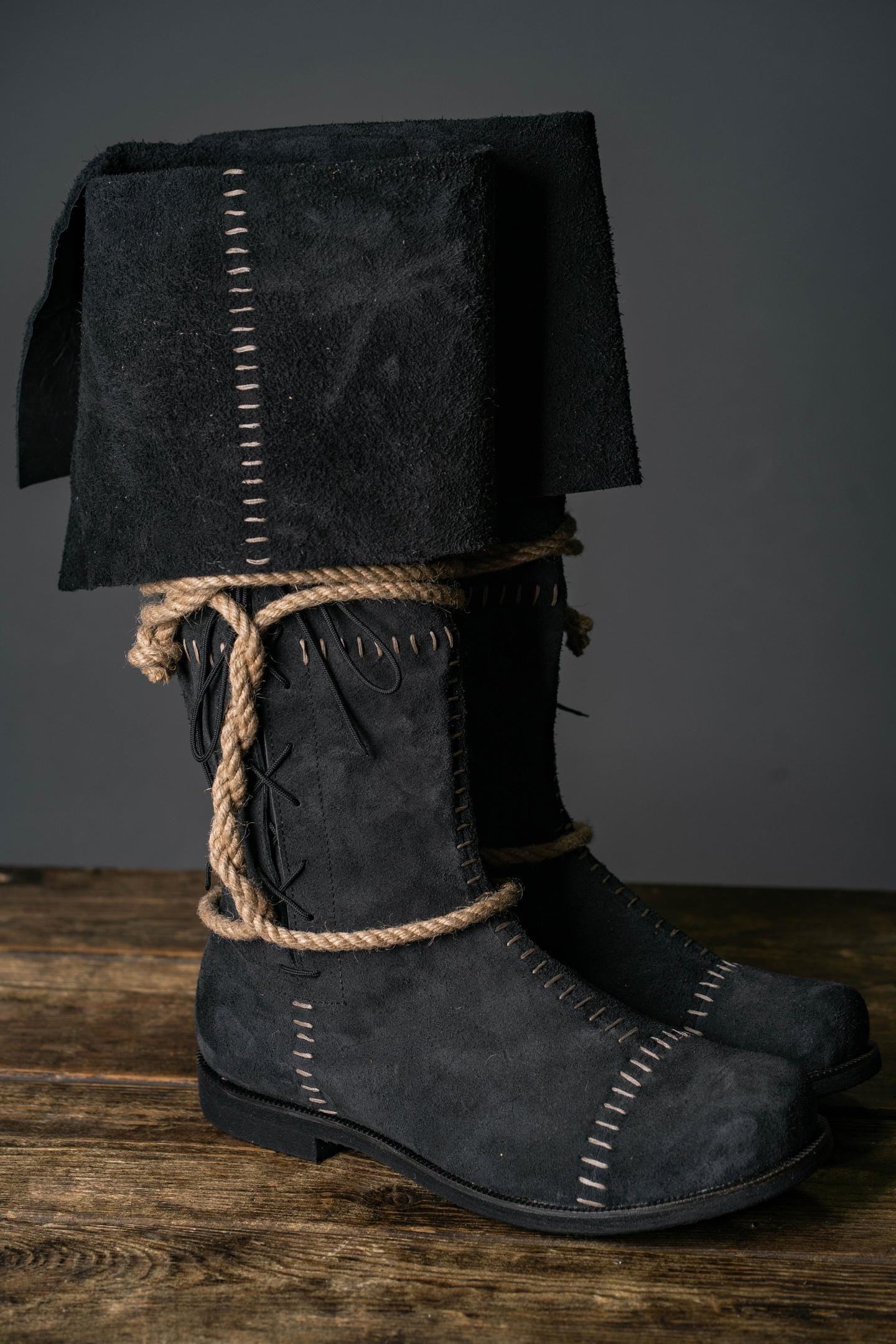 Aragorn's Black Suede Boots - SokolArmory