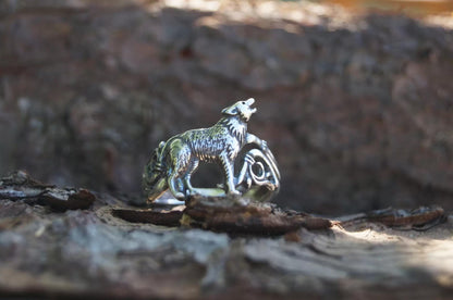 Fenrir Wolf Viking Ring - SokolArmory