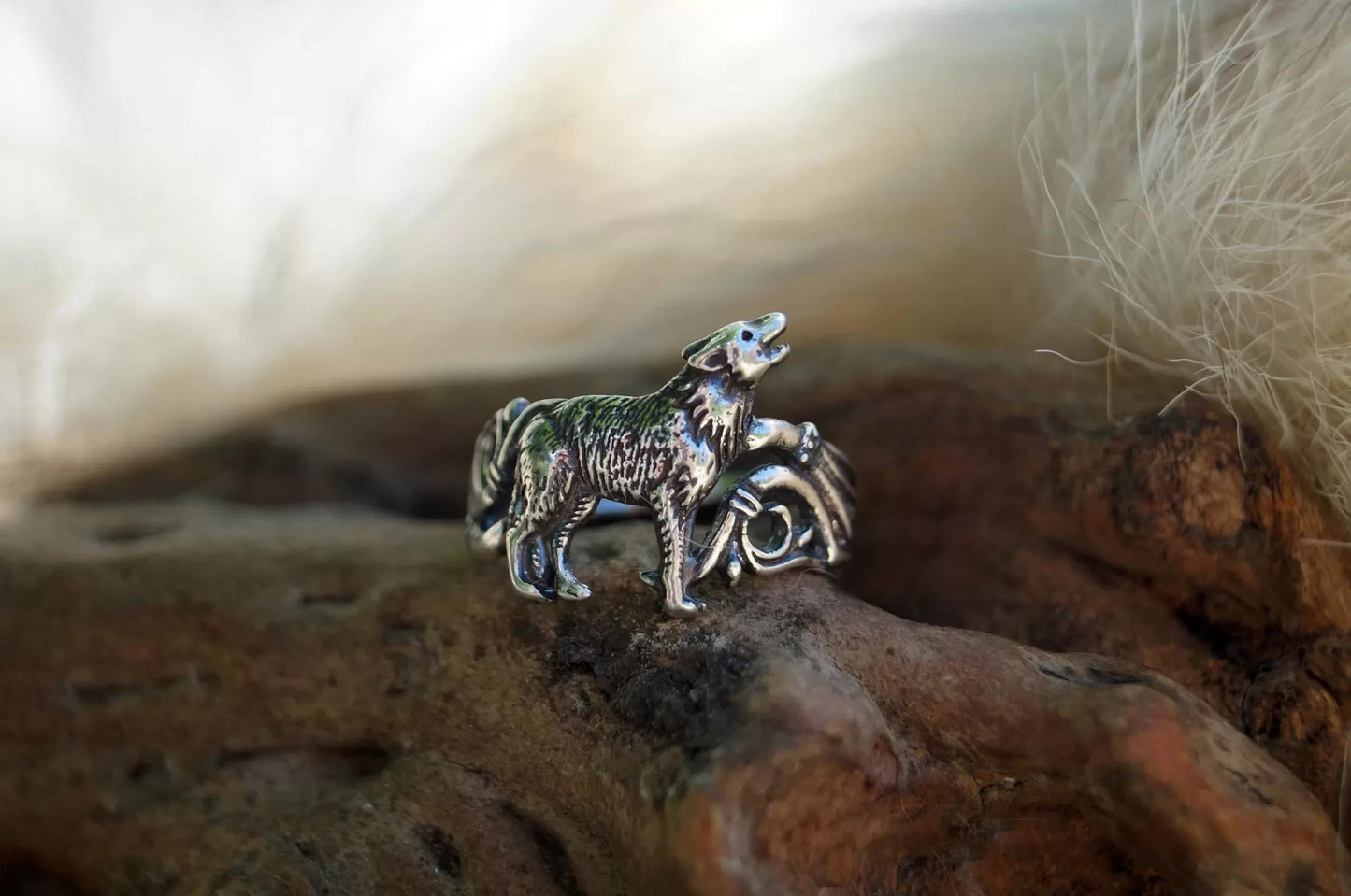 Fenrir Wolf Viking Ring - SokolArmory