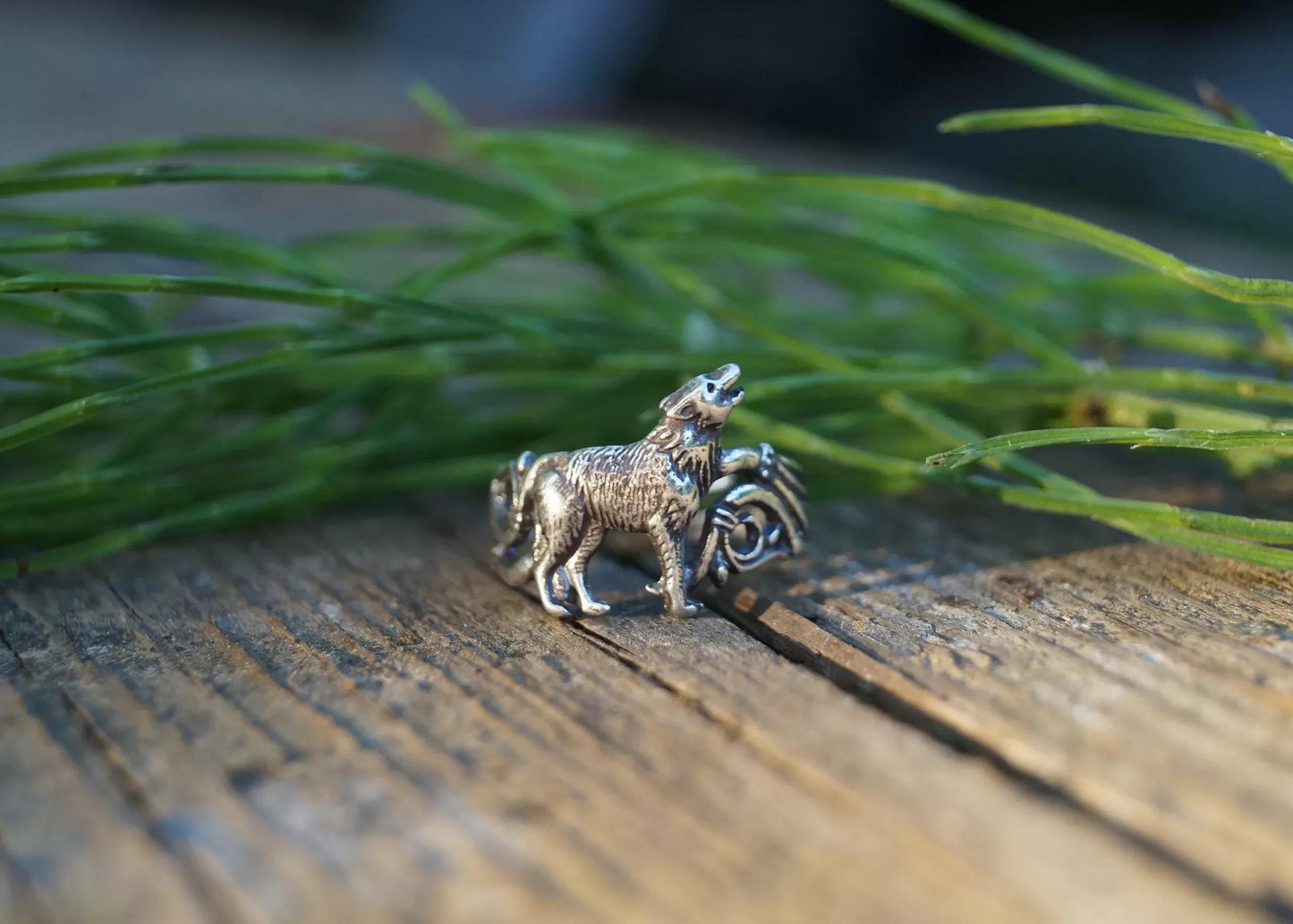 Fenrir Wolf Viking Ring - SokolArmory