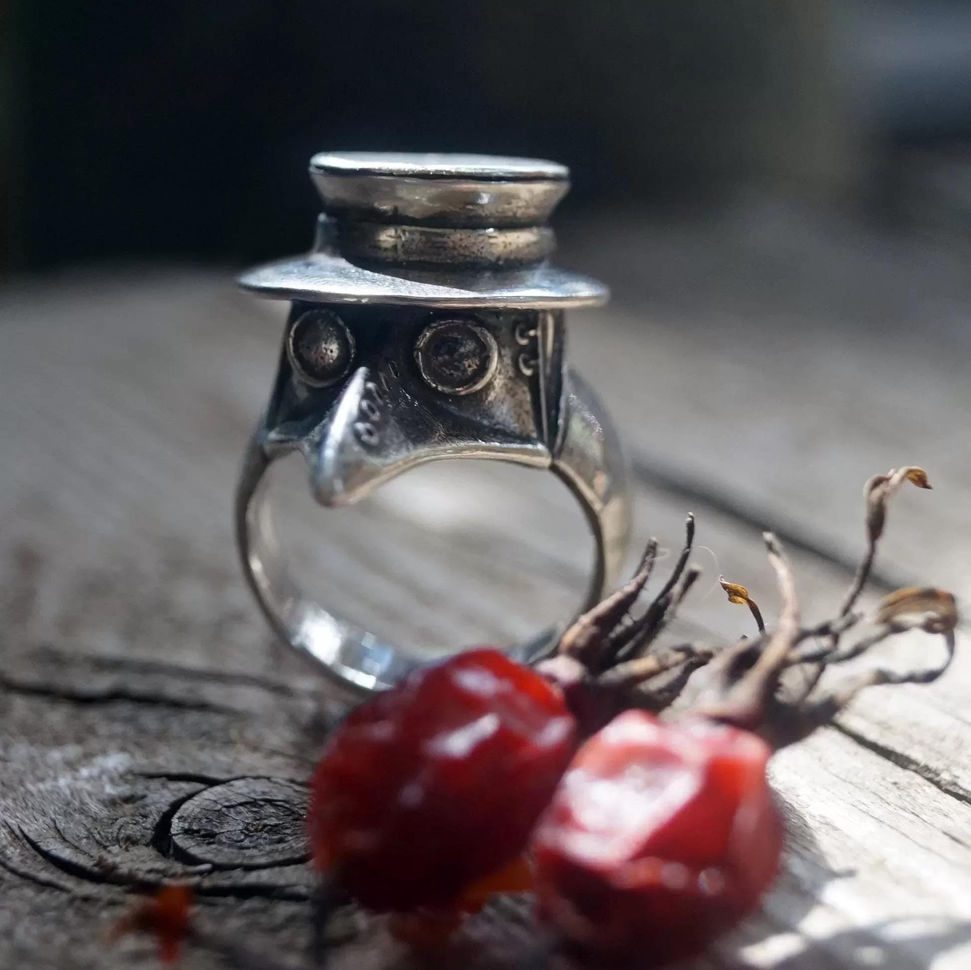 Plague doctor ring plague mask jewelry ring - SokolArmory